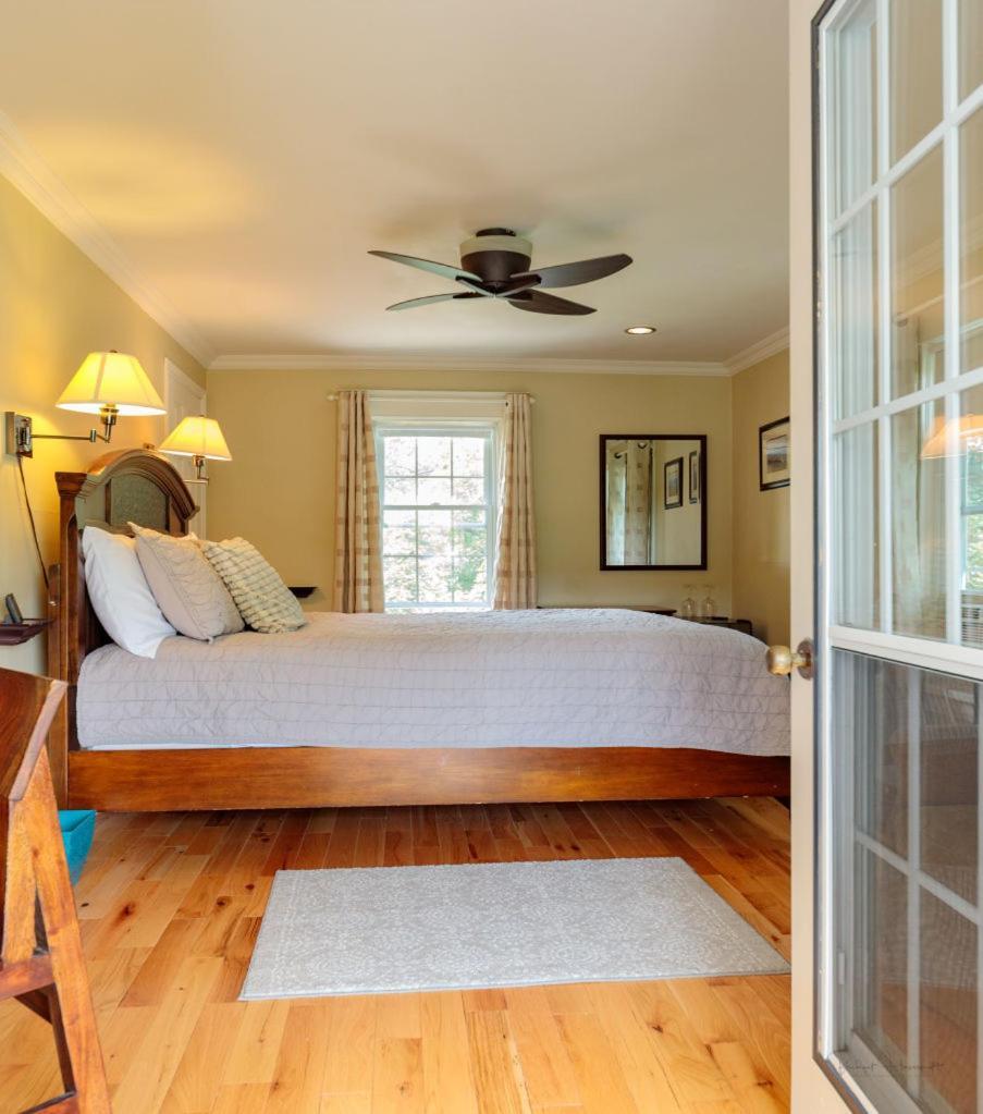 The Stella Rose B&B Wolfville Δωμάτιο φωτογραφία